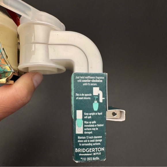 Bath & Body  Works BRIDGERTON Tea Cup Limited Wallflower Plug-In, Scent Control - Picture 12 of 12